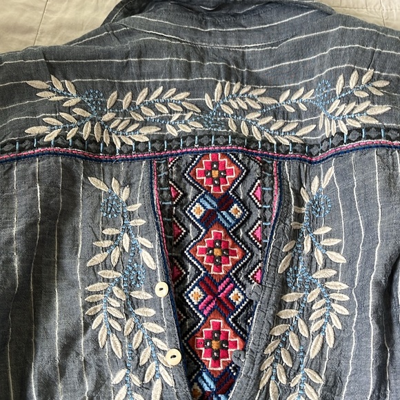 Johnny Was Workshop Tikal Shirt Size M - Picture 3 of 4